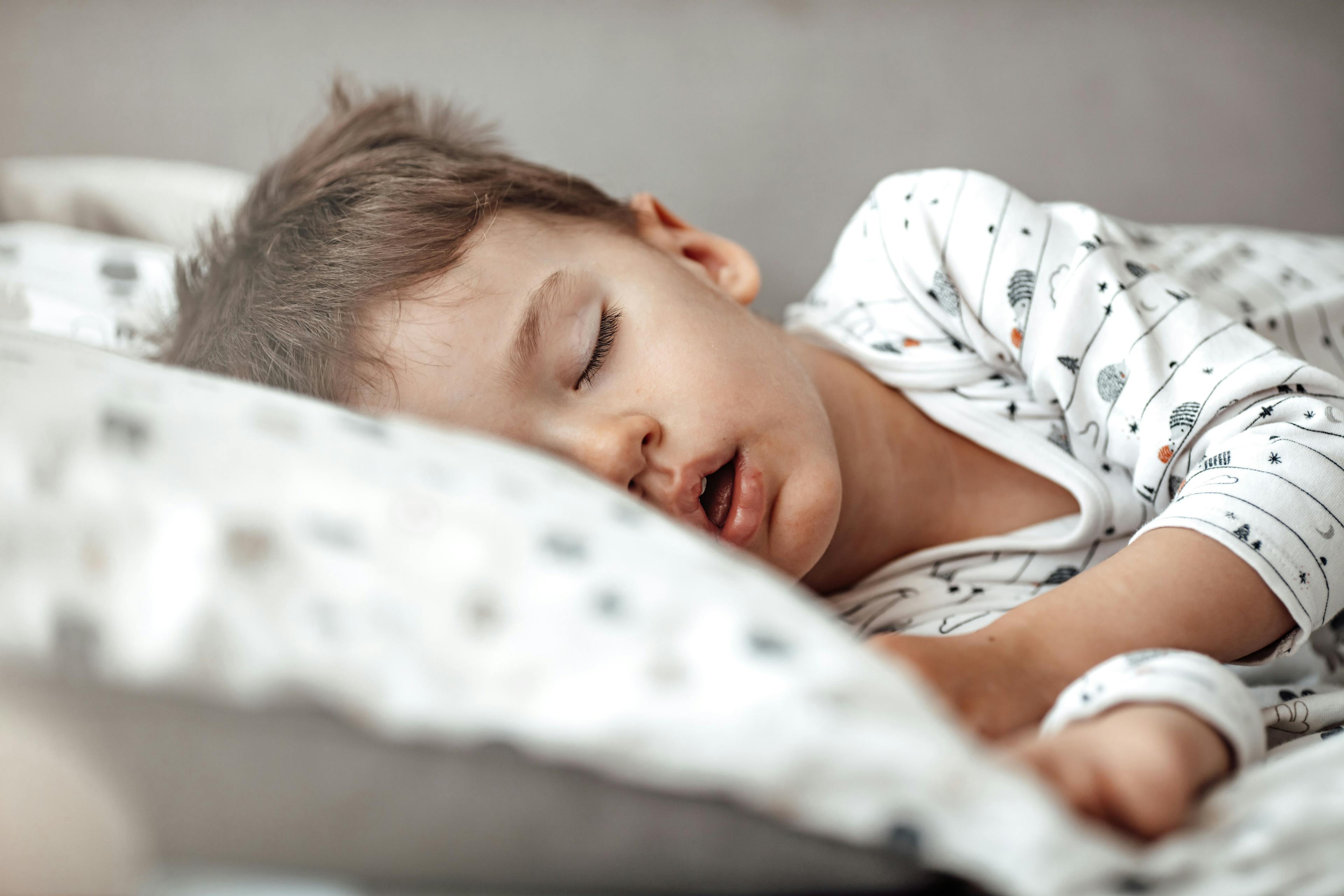 Children with Insufficient Sleep Have Neurocognitive Differences That Correlate with Mental Health Risk